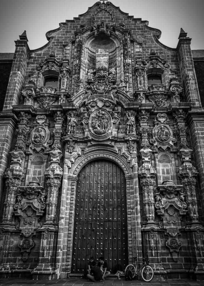 Biblioteca Miguel Lerdode Tejada